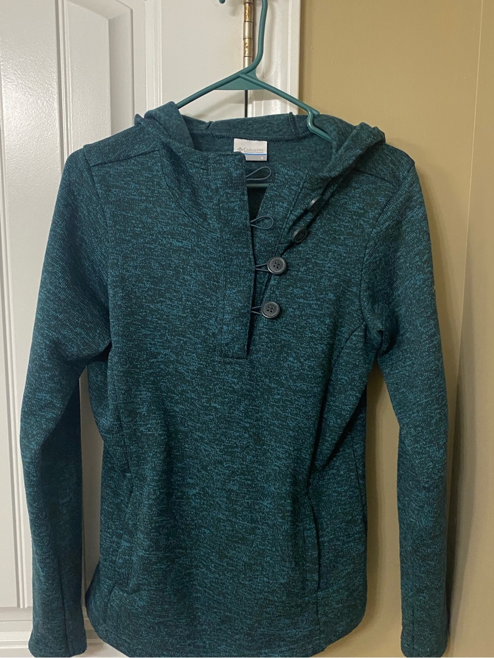 Dark Green Columbia Pullover with buttons and hood